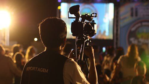 chup-hinh-quay-phim-su-kien-2