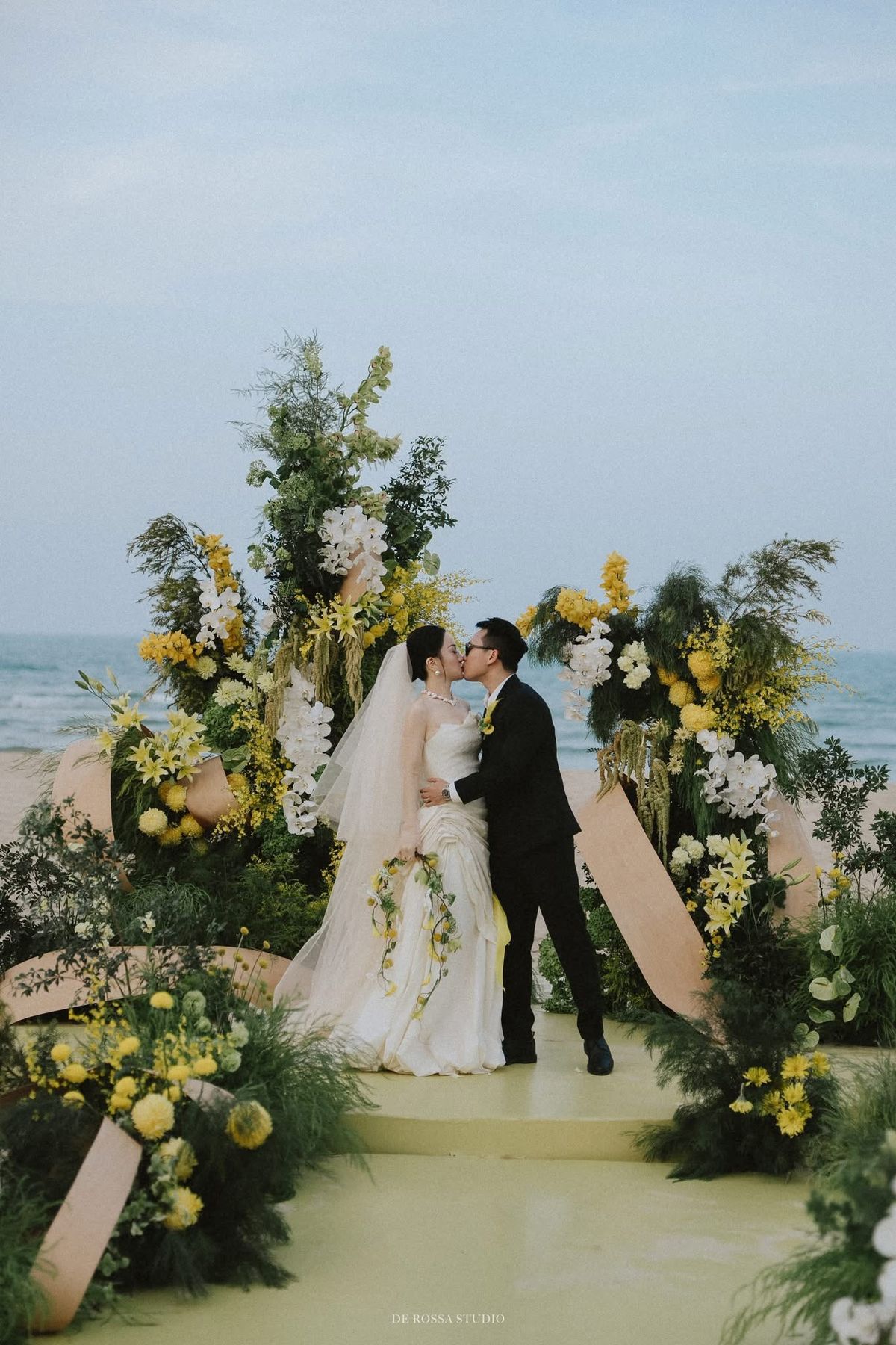66a050ef465358bfe6f54680d48018b6 - Đám Cưới Ngoài Trời & Garden Đà Nẵng — Trang Trí Bohemian & Tiệc Vườn - C'est La Vie