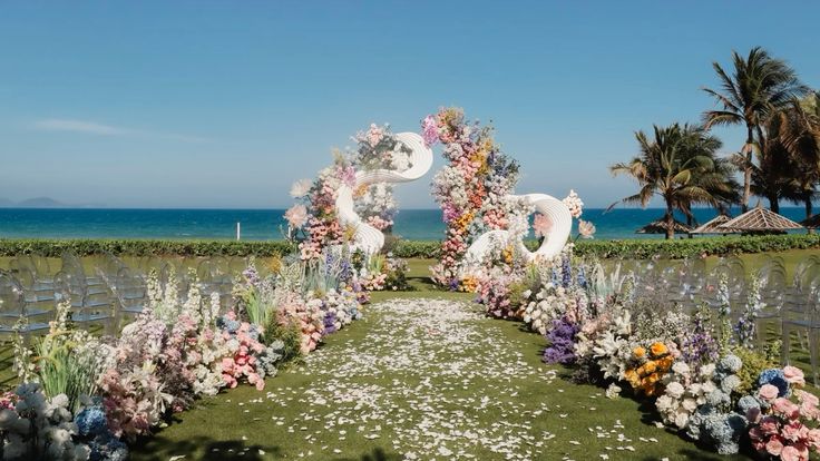 f11a6287467fd3cd71c138f5ccd66305 - Đám Cưới Ngoài Trời & Garden Đà Nẵng — Trang Trí Bohemian & Tiệc Vườn - C'est La Vie